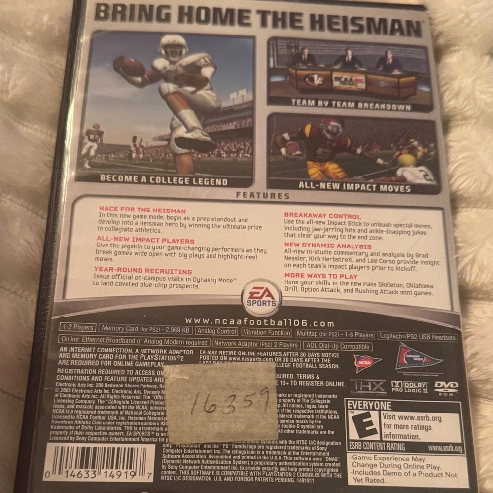 NCAA 06 Football for PlayStation 2 - Black and White